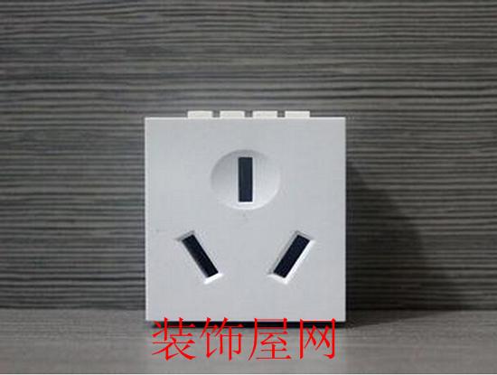 墙壁插座五孔怎么样 五孔插座价格 墙壁插座五孔怎么样 五孔插座价格